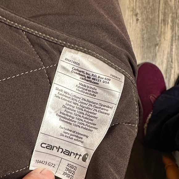 Carhartt women’s  Olive Quilted Vest - Picture 12 of 12